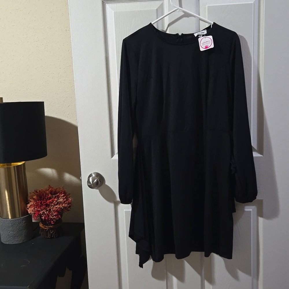 NWT Size LG Cocktail Dress